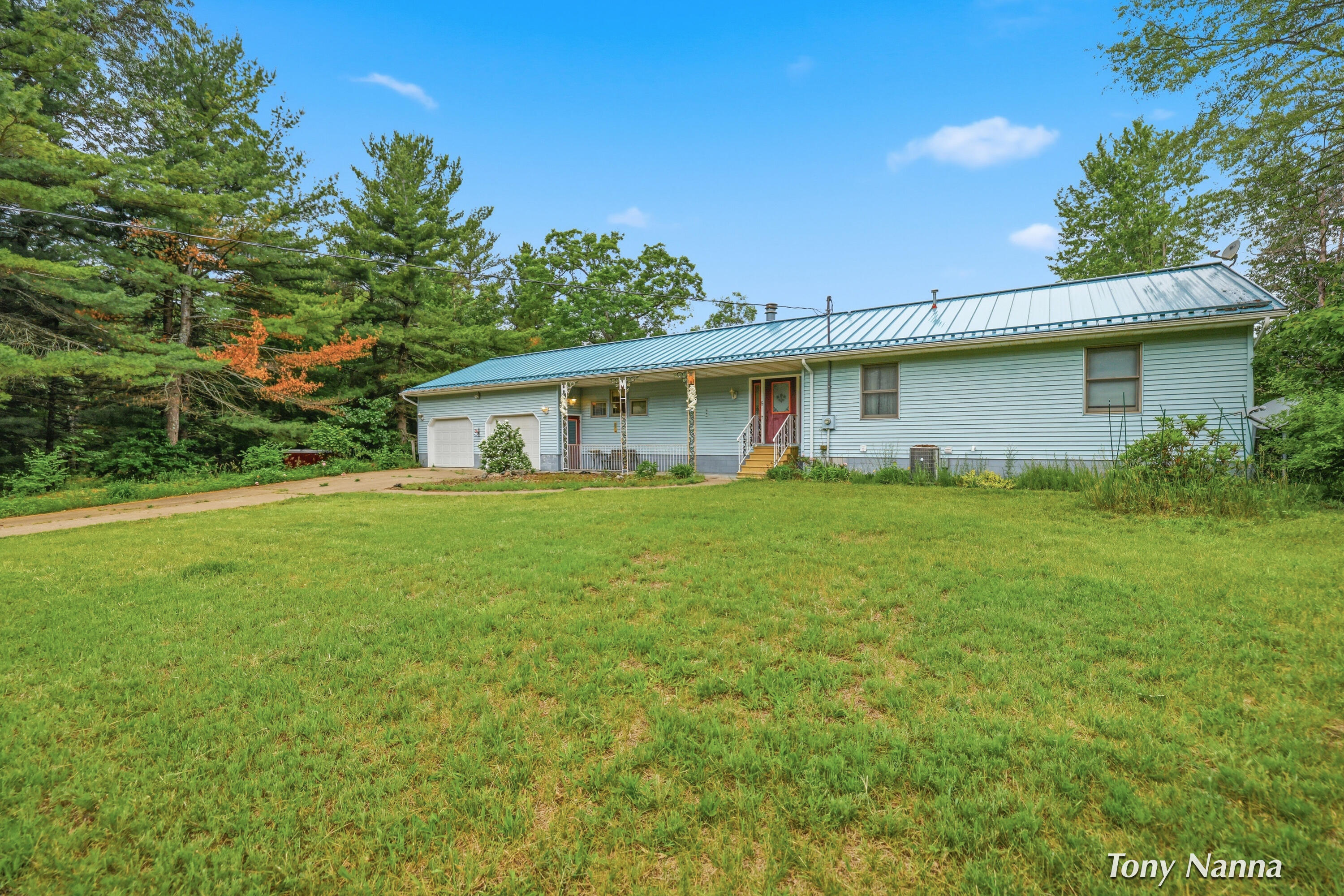 1318 E White Lake Drive