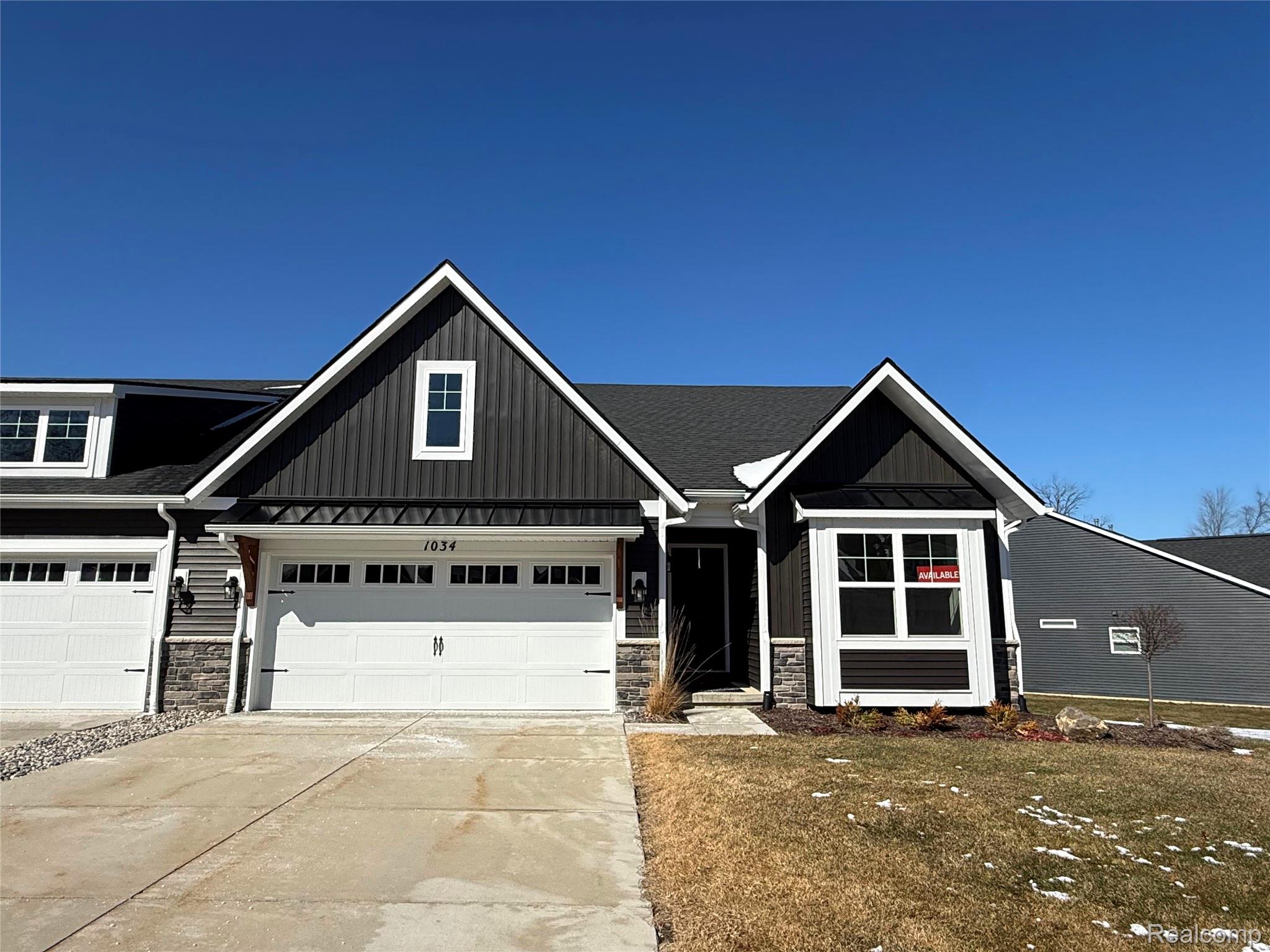 1034 CAMELLIA Circle 46