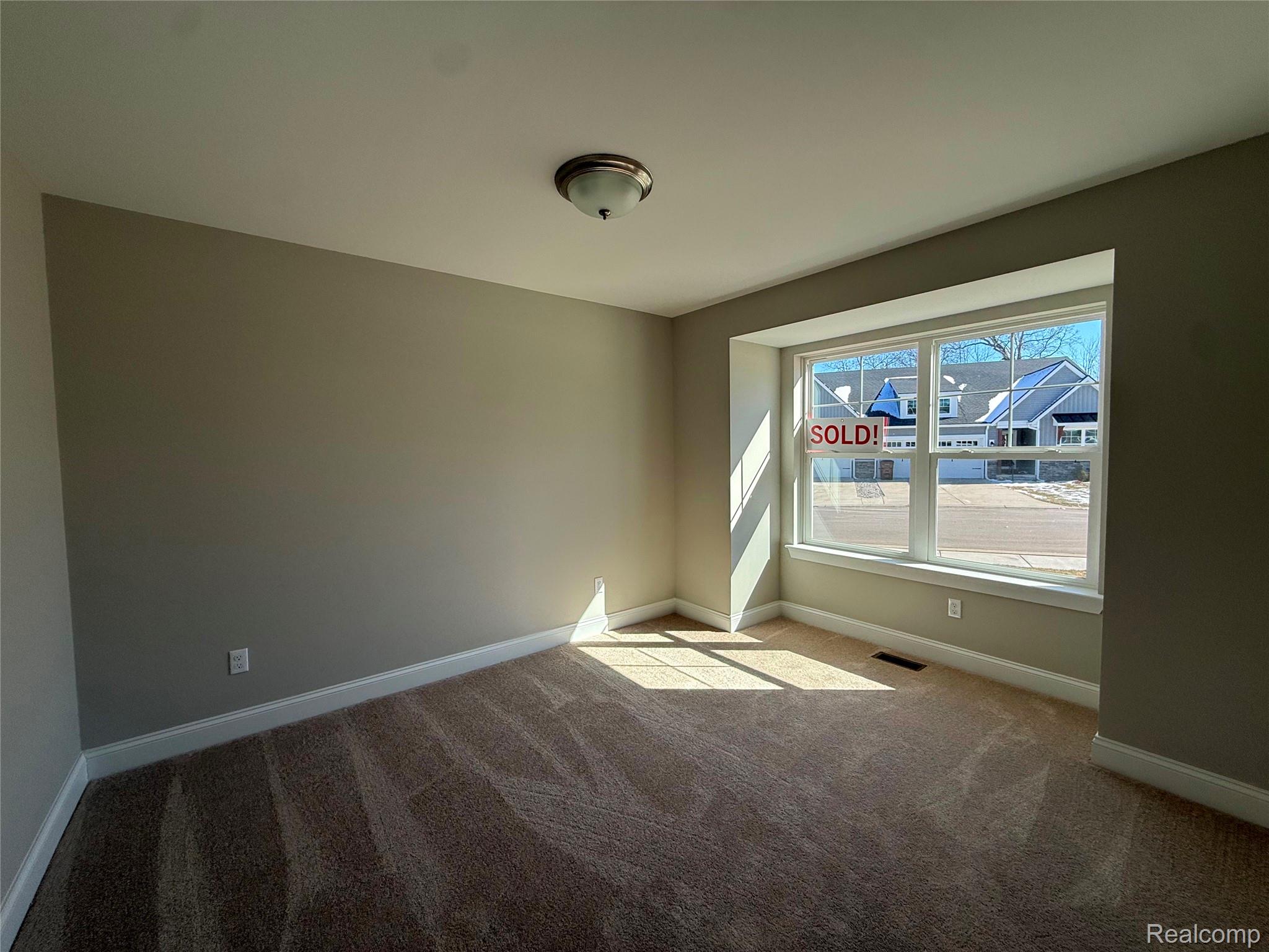 1034 CAMELLIA Circle 46