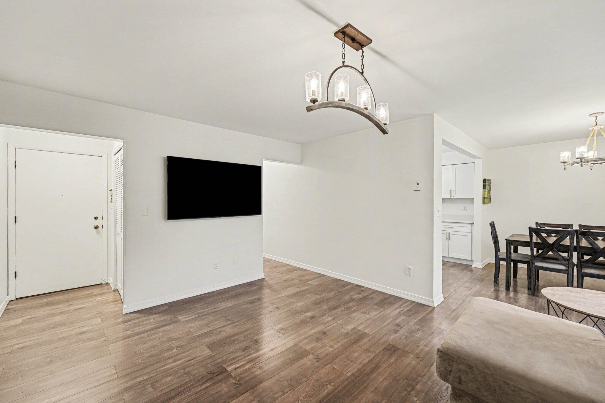 7602 Woodview Street 1