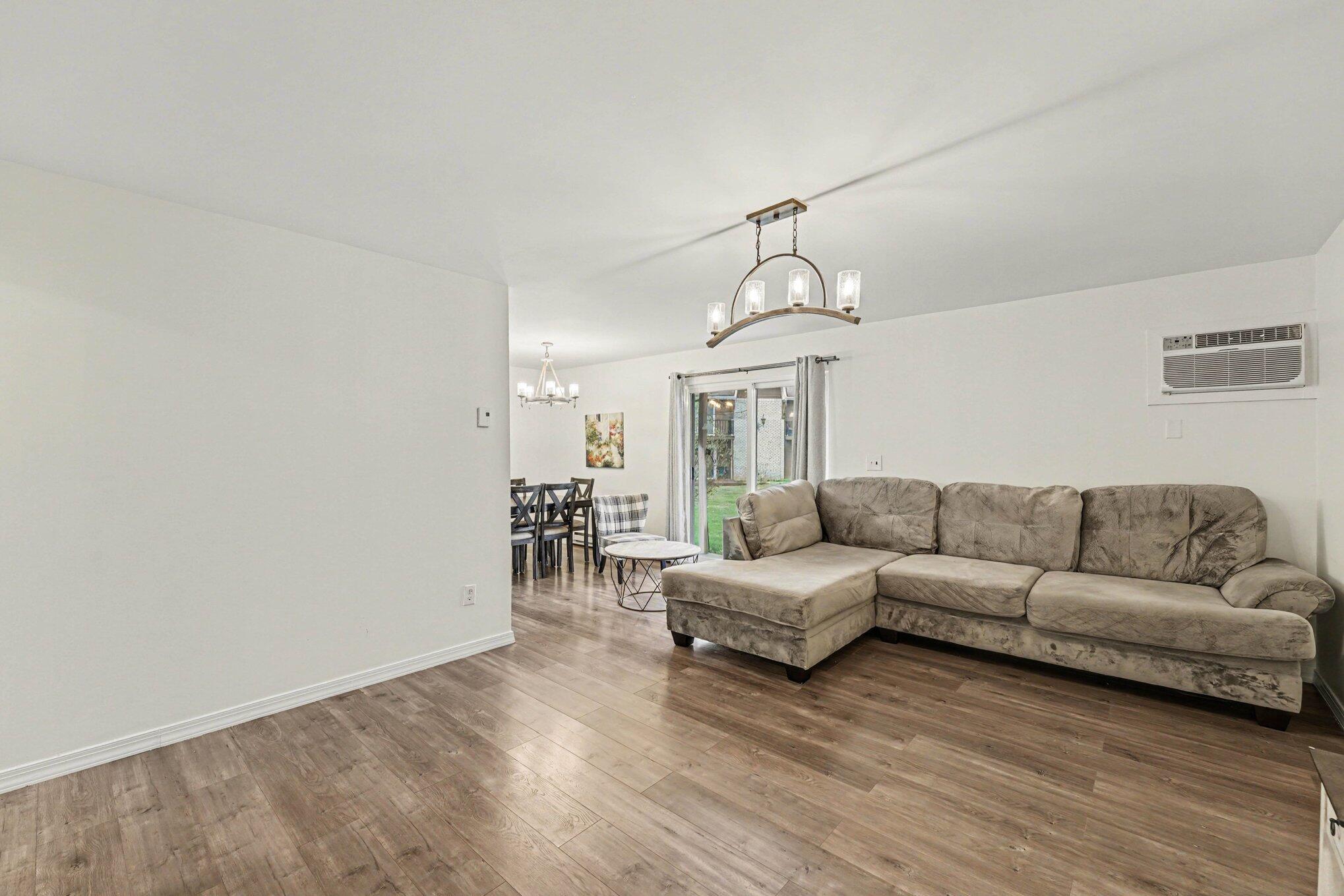 7602 Woodview Street 1