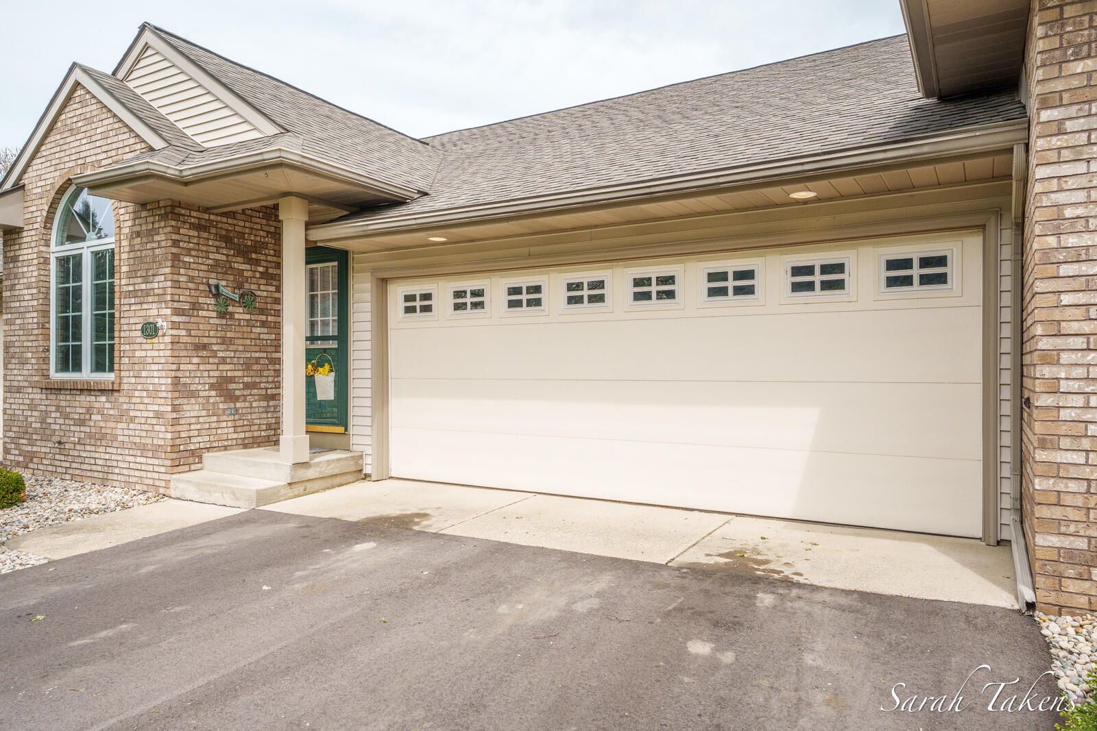 1301 Gleneagle Place