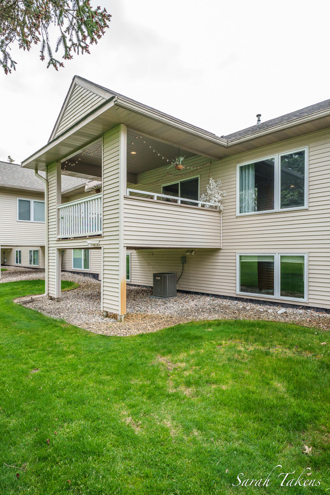 1301 Gleneagle Place