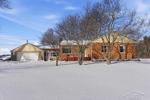 2760 S Eight Mile Road Beaver Township MI 48611