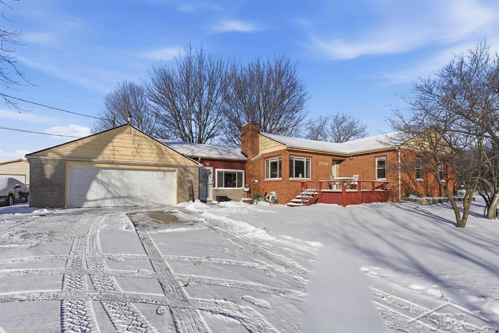 2760 S Eight Mile Road