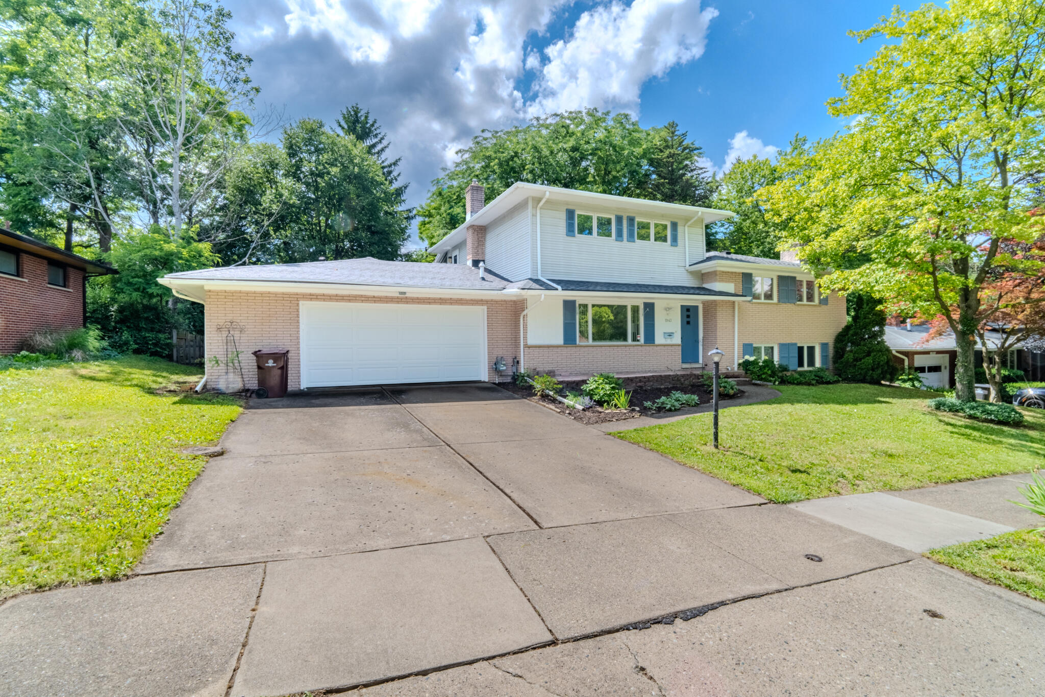 1943 Ivywood Drive