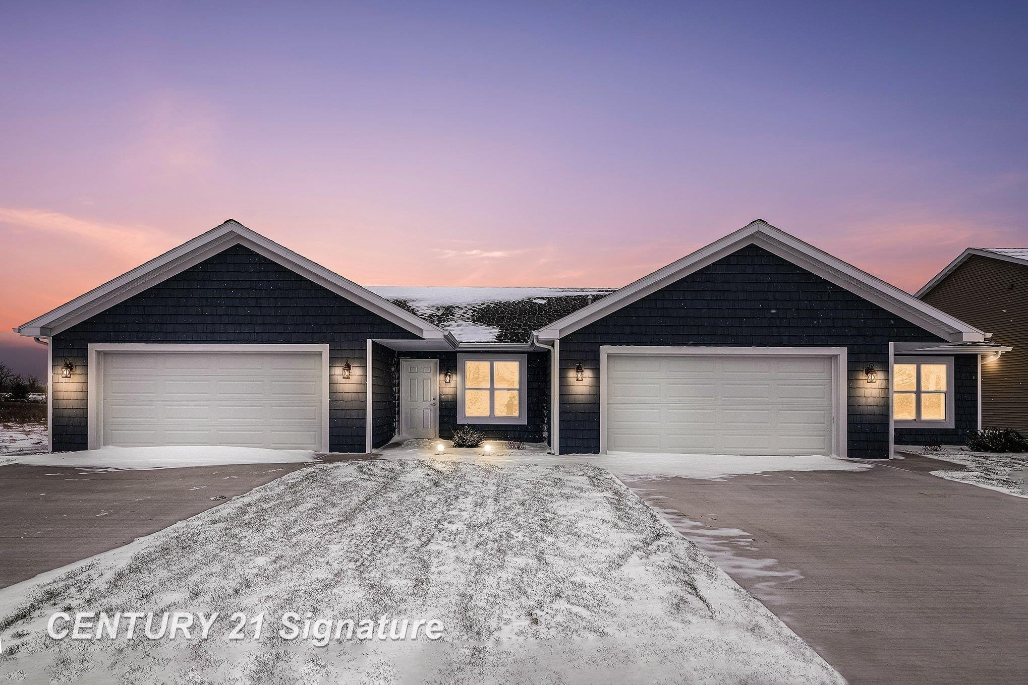 8487 N River Rock Drive