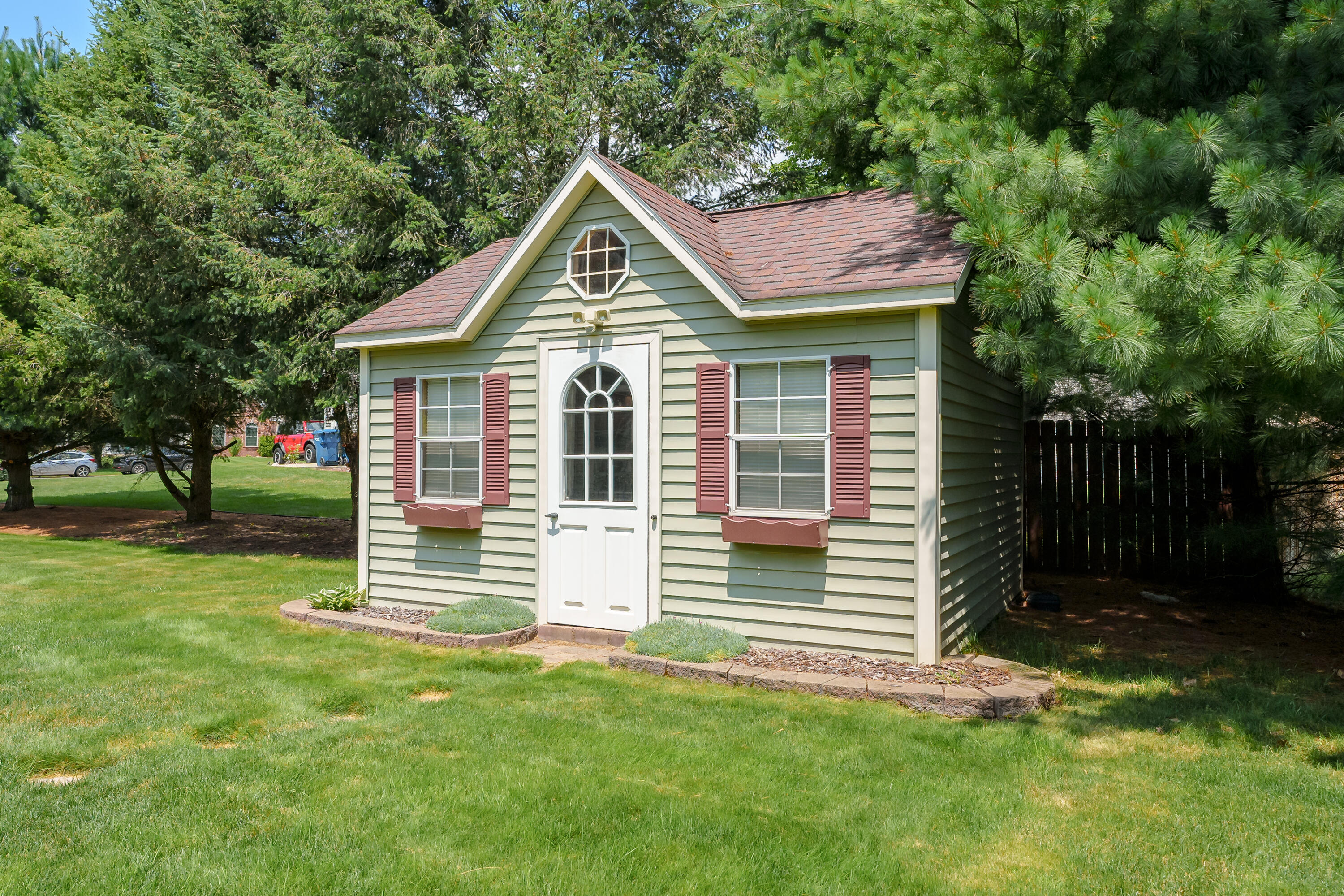 5464 Cypress Bay Drive