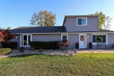 Photo of 25520 Hagen Road, Chesterfield Township, MI 48051 (MLS # 58050190659)