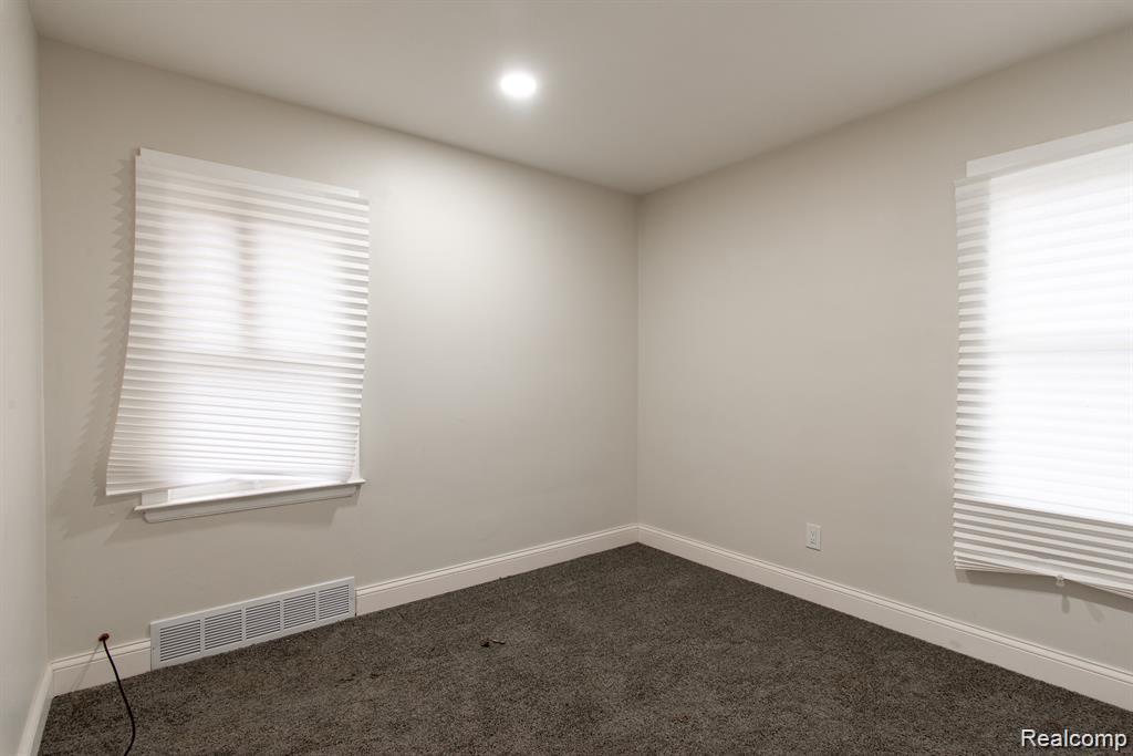 Detroit City, Michigan 48227, United States, 3 Bedrooms Bedrooms, ,1 BathroomBathrooms,Residential,Active,191929