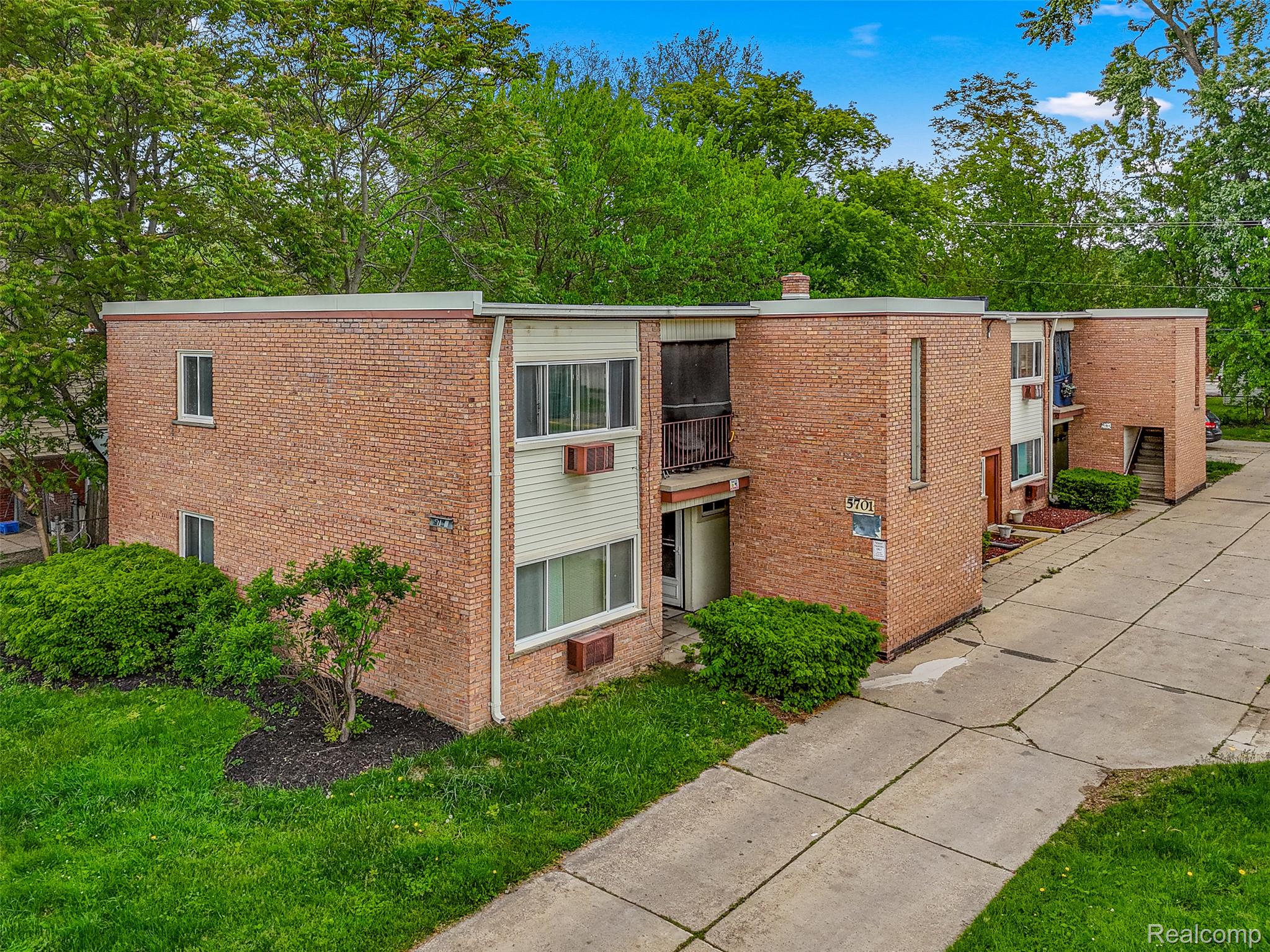 5701-5707 Woodward Street
