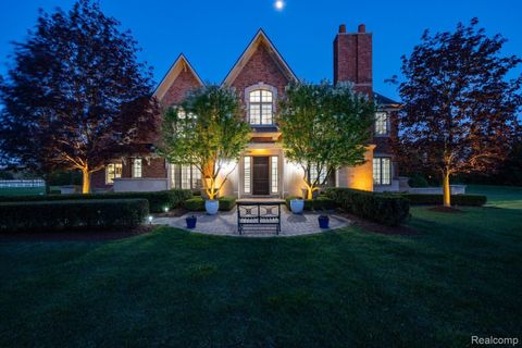 514 CHASE Lane Bloomfield Hills City MI 48304