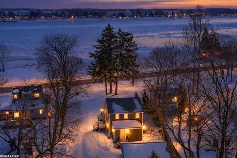 8600 River Road Cottrellville Township MI 48039