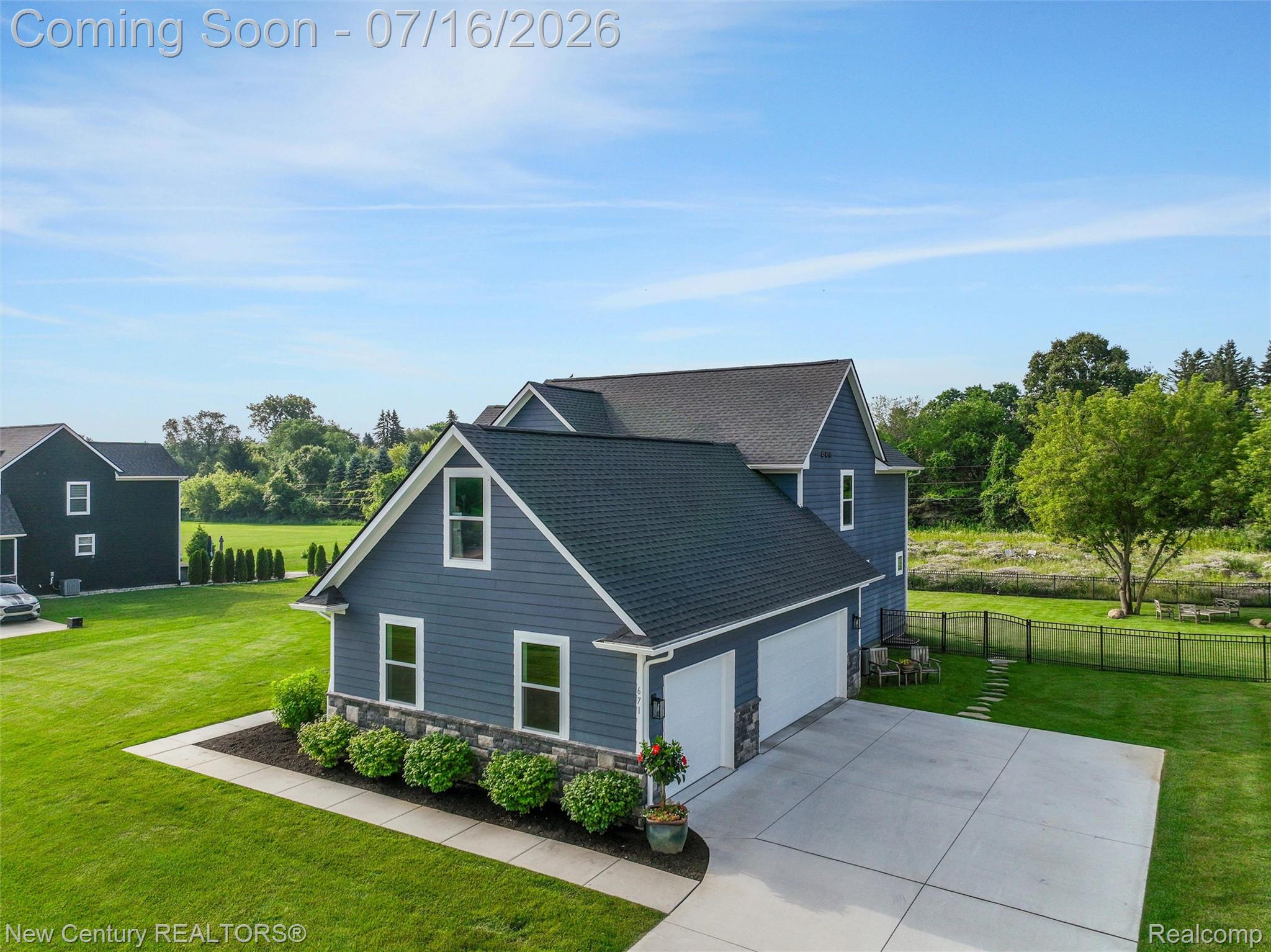 671 Braxwood Place