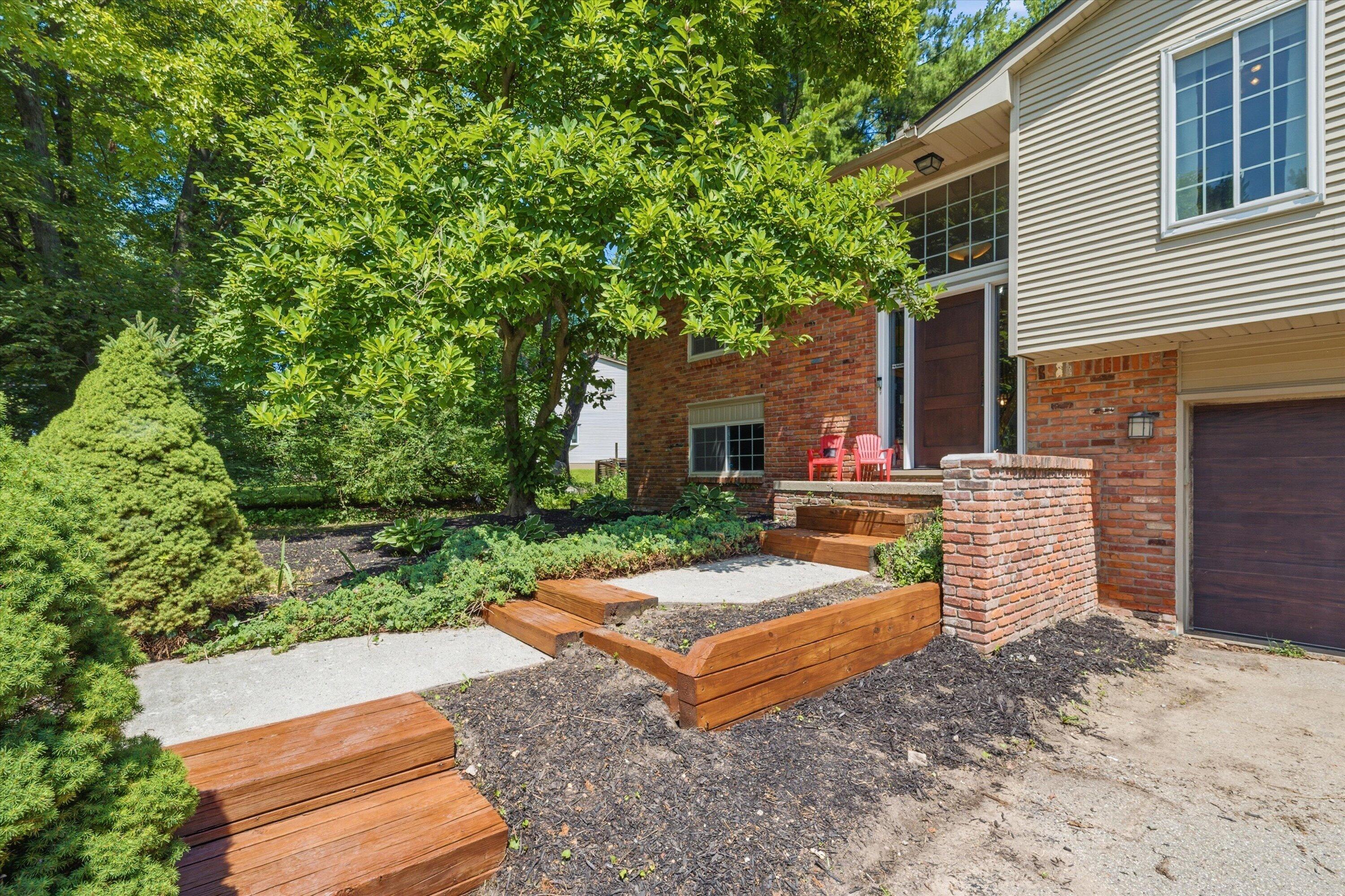 7737 Collingwood Drive