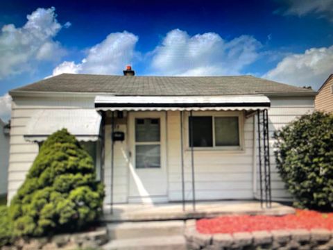 135 E HUDSON Avenue Madison Heights City Oakland MI 48071