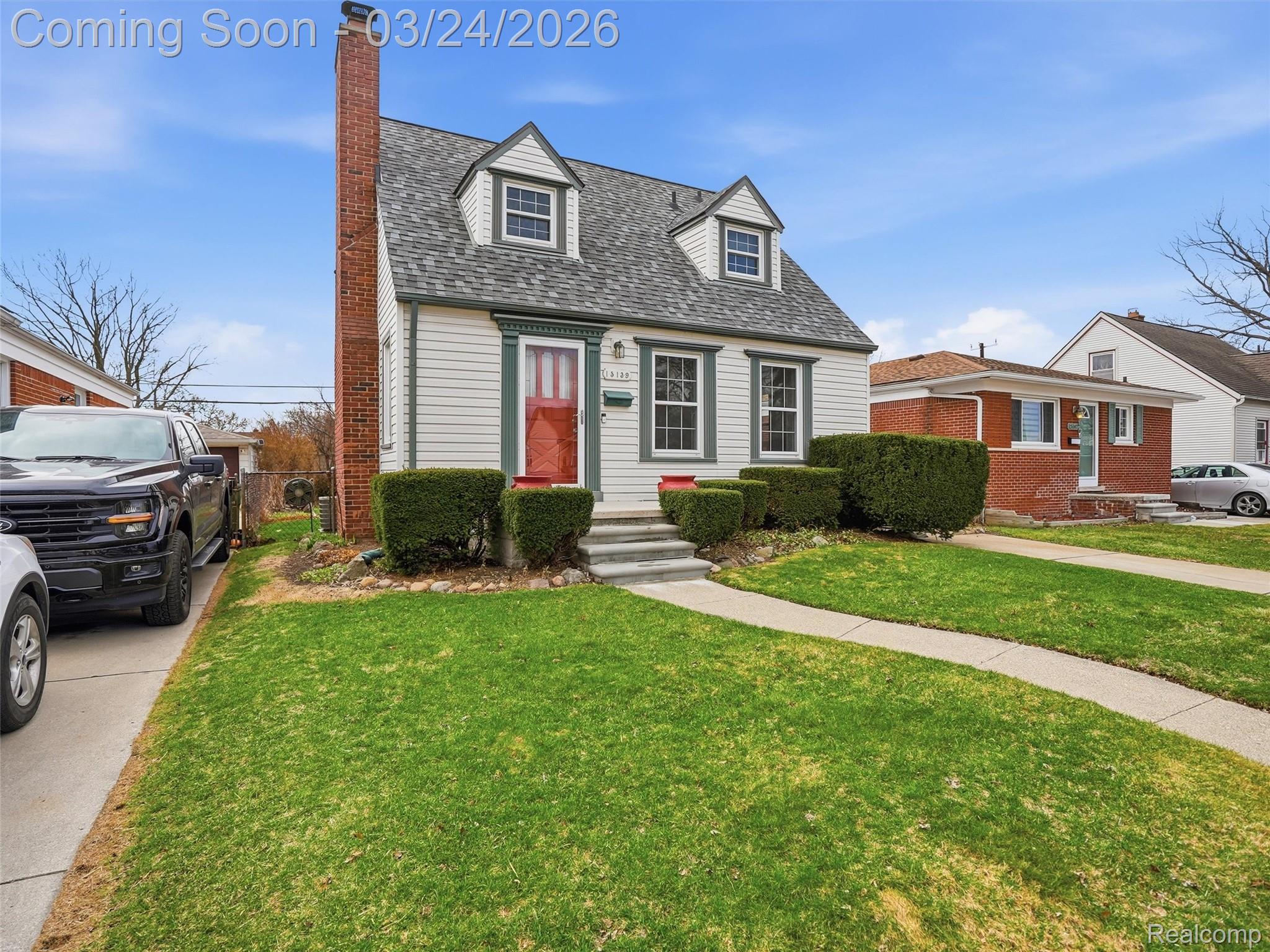 15139 University Street