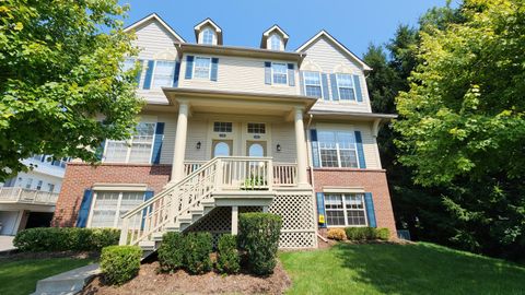 1574 Kessler Avenue Keego Harbor City MI 48320