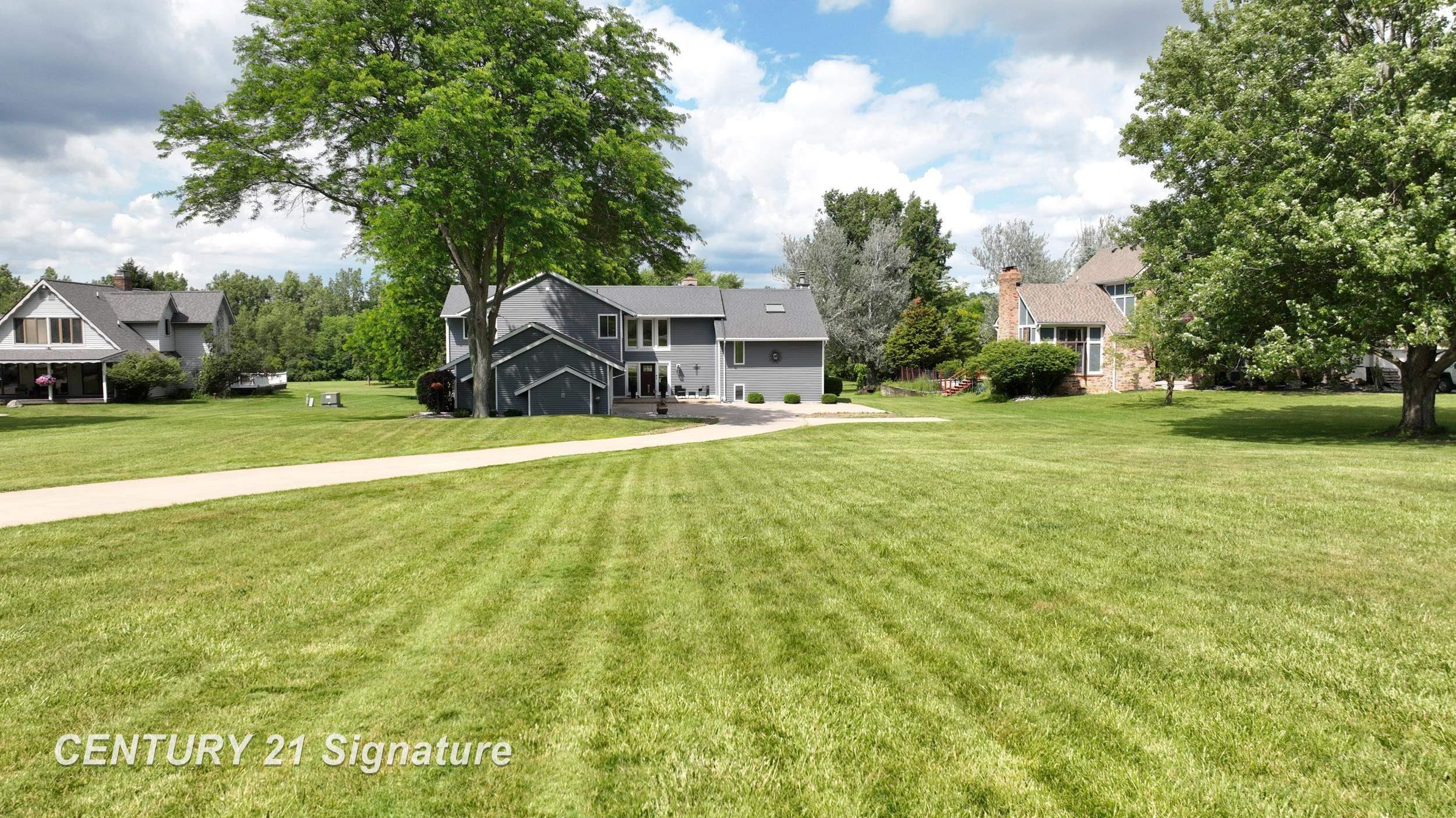7492 River Road