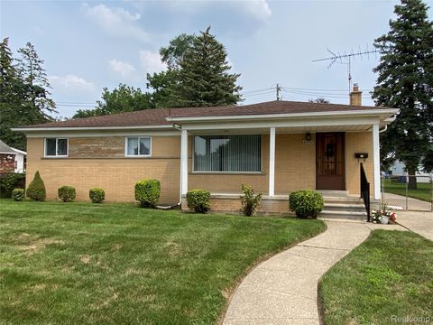 6450 N Lafayette Street Dearborn Heights City MI 48127