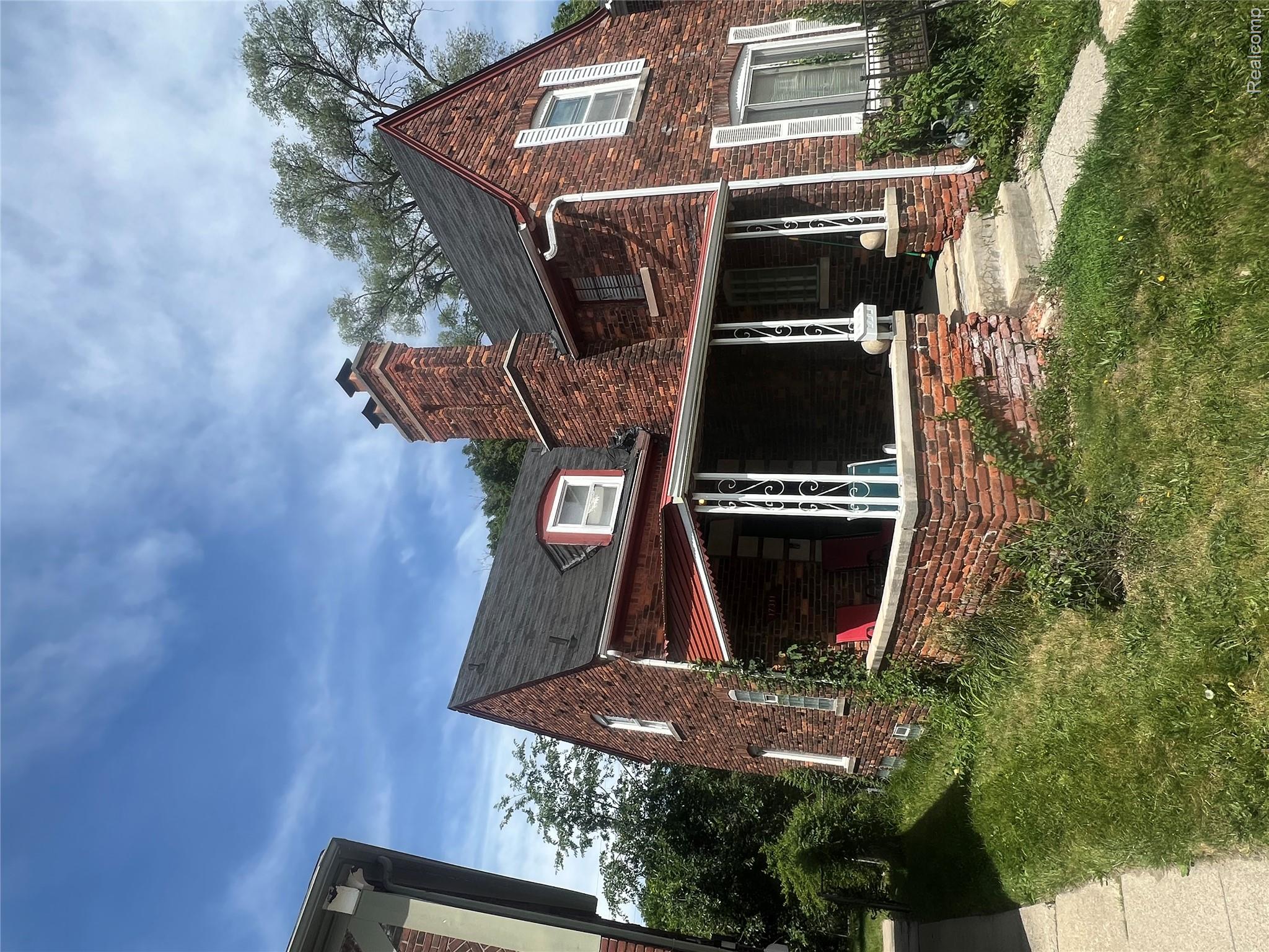 17311 Santa Rosa Drive