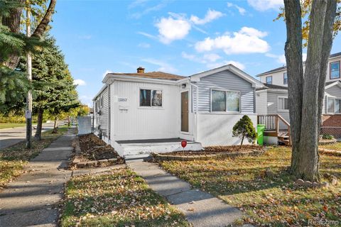 1257 Applewood Avenue Lincoln Park City MI 48146