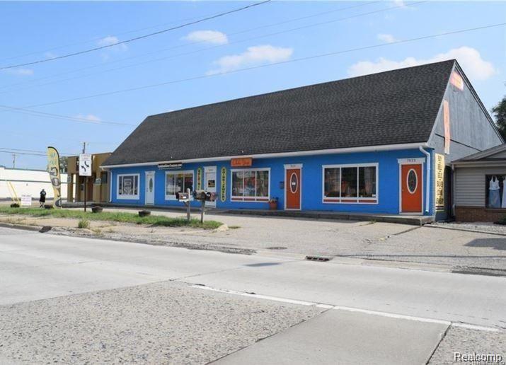 7631 Highland Rd