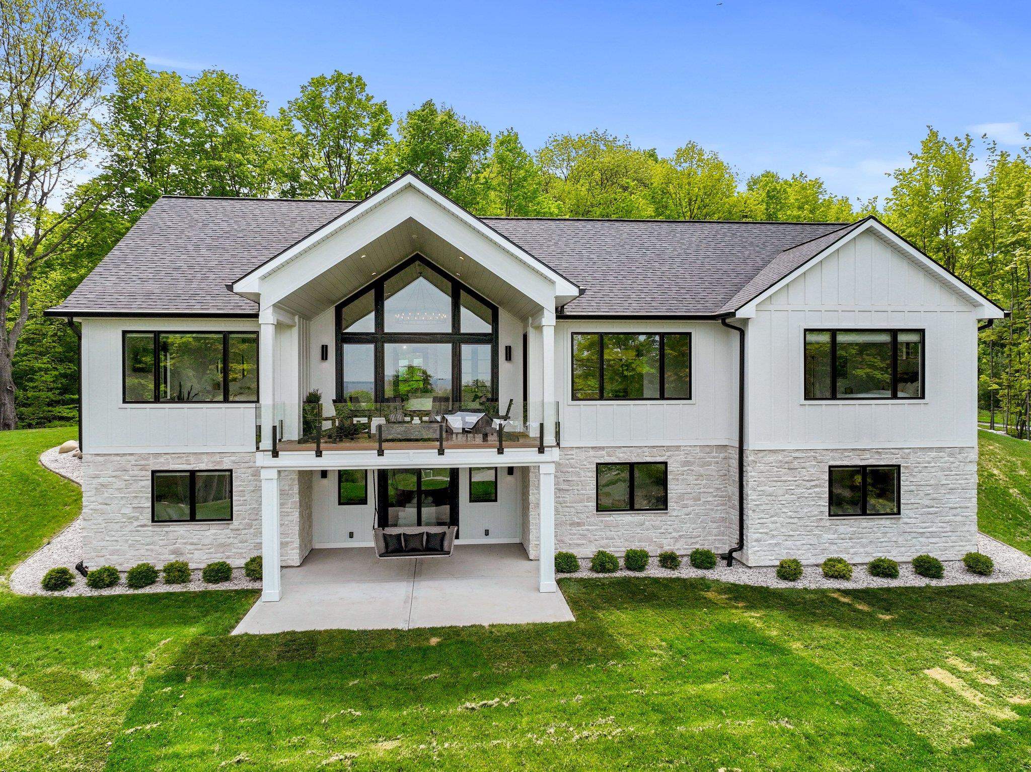 00 E Rudy Drive