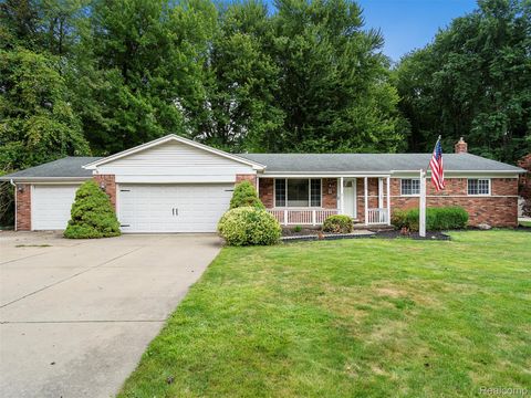 39488 Lanse Creuse Street Harrison Charter Township MI 48045