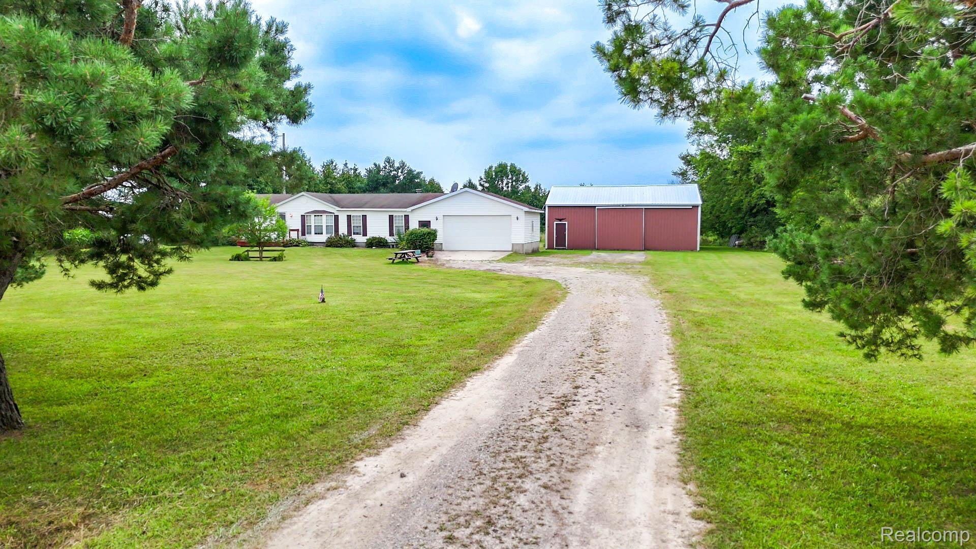 3201 Thomas Road