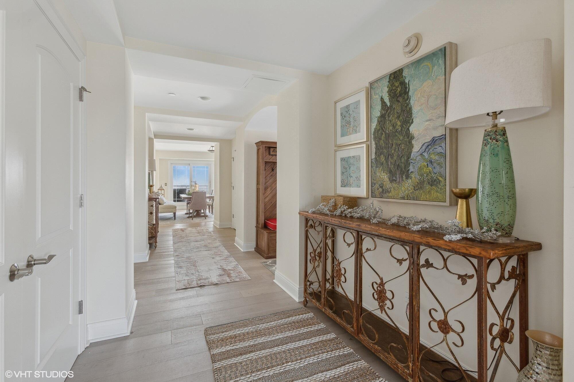 200 Lake Street 3B