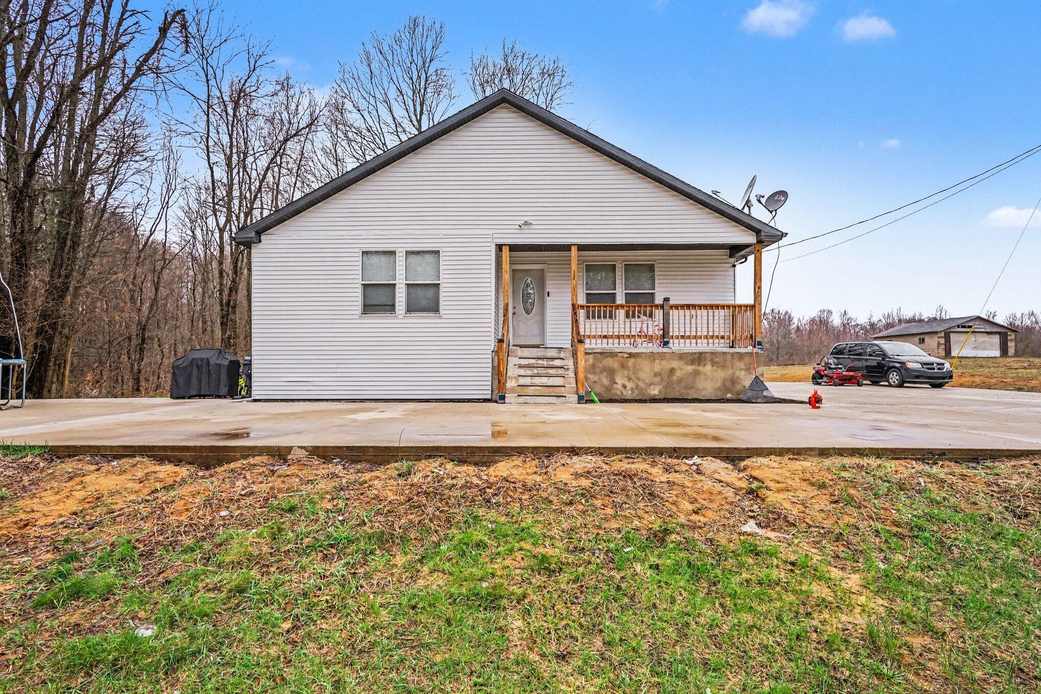 21556 59 1/2 Street