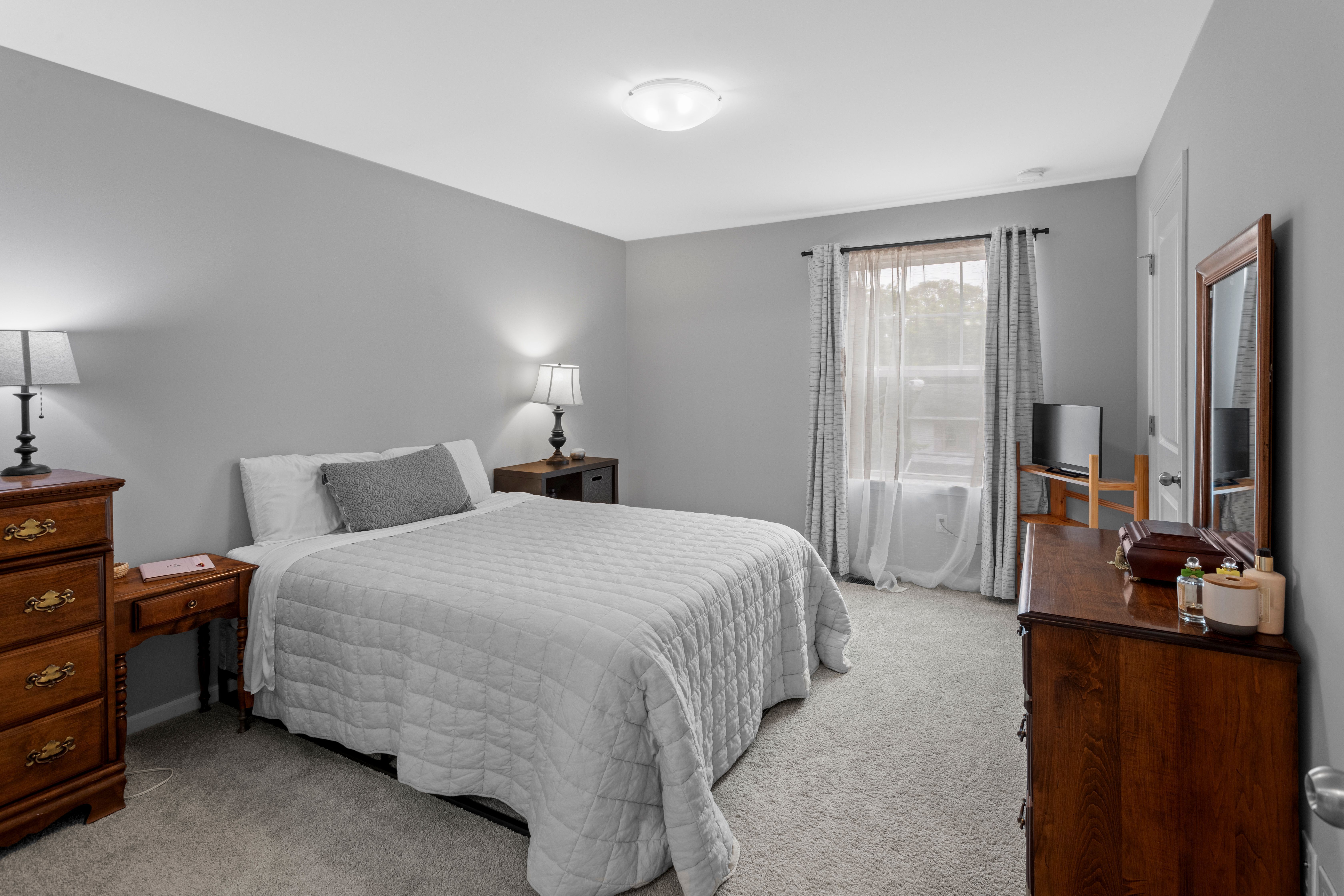 Hazel Park, Michigan 48030, United States, 2 Bedrooms Bedrooms, ,3 BathroomsBathrooms,Residential,Active,23197