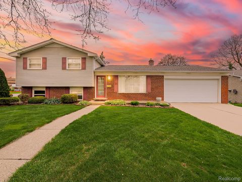 36372 Meadowbrook Street Livonia City MI 48154