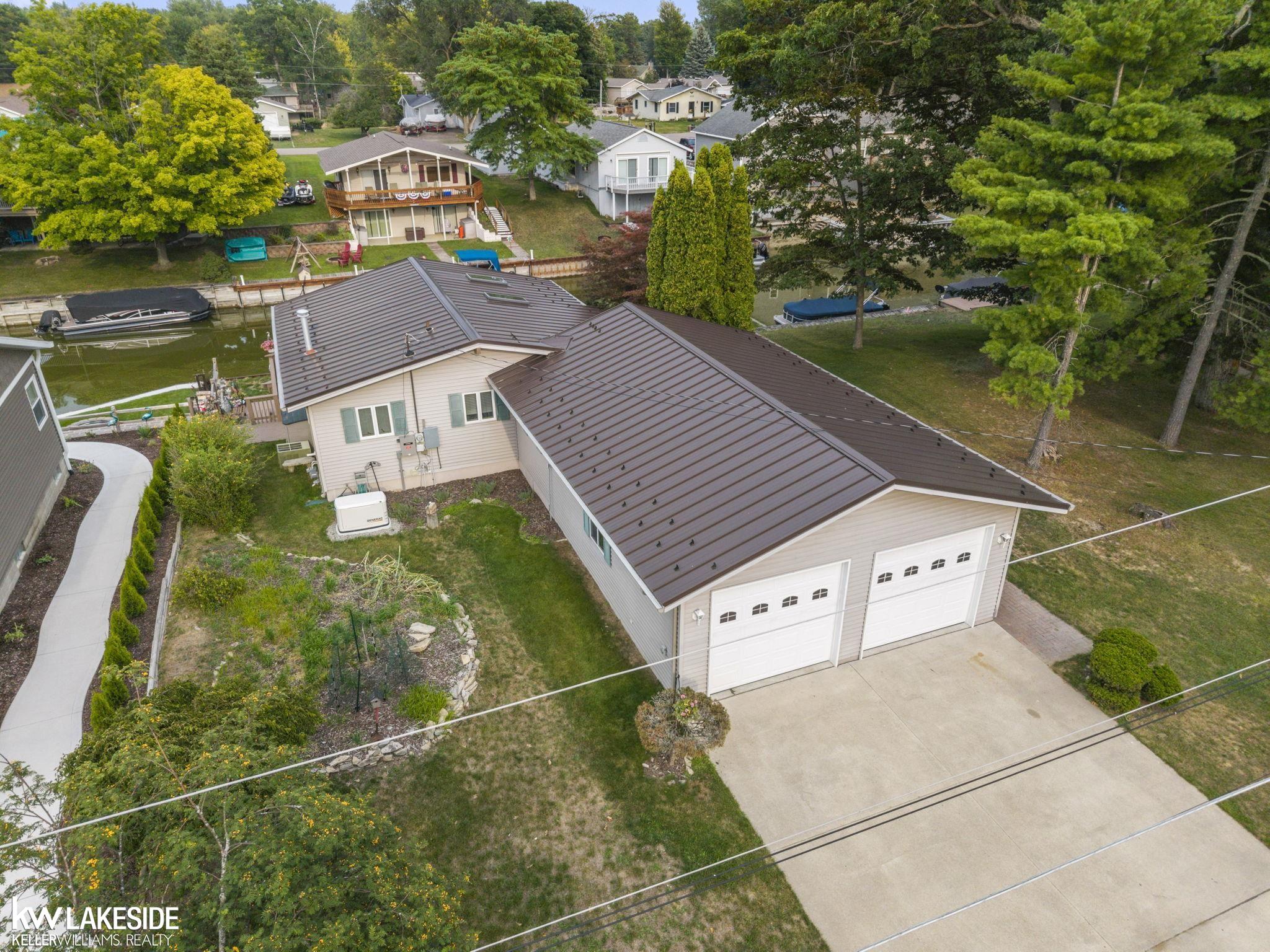 4348 White Sands Road