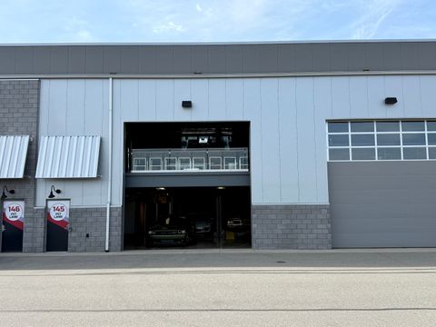 145 PIT Lane Pontiac City Oakland MI 48341