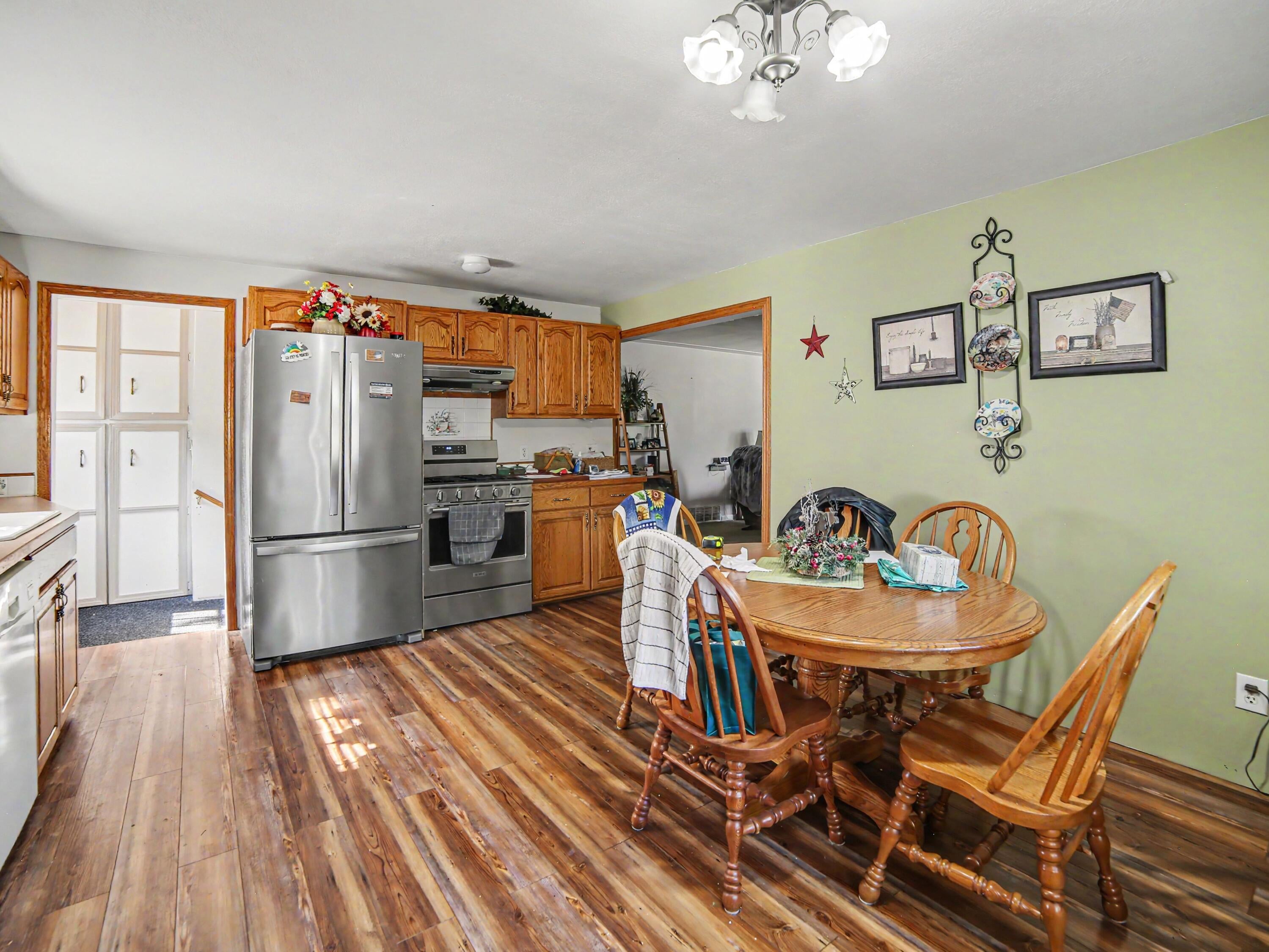 3551 Fenner Road