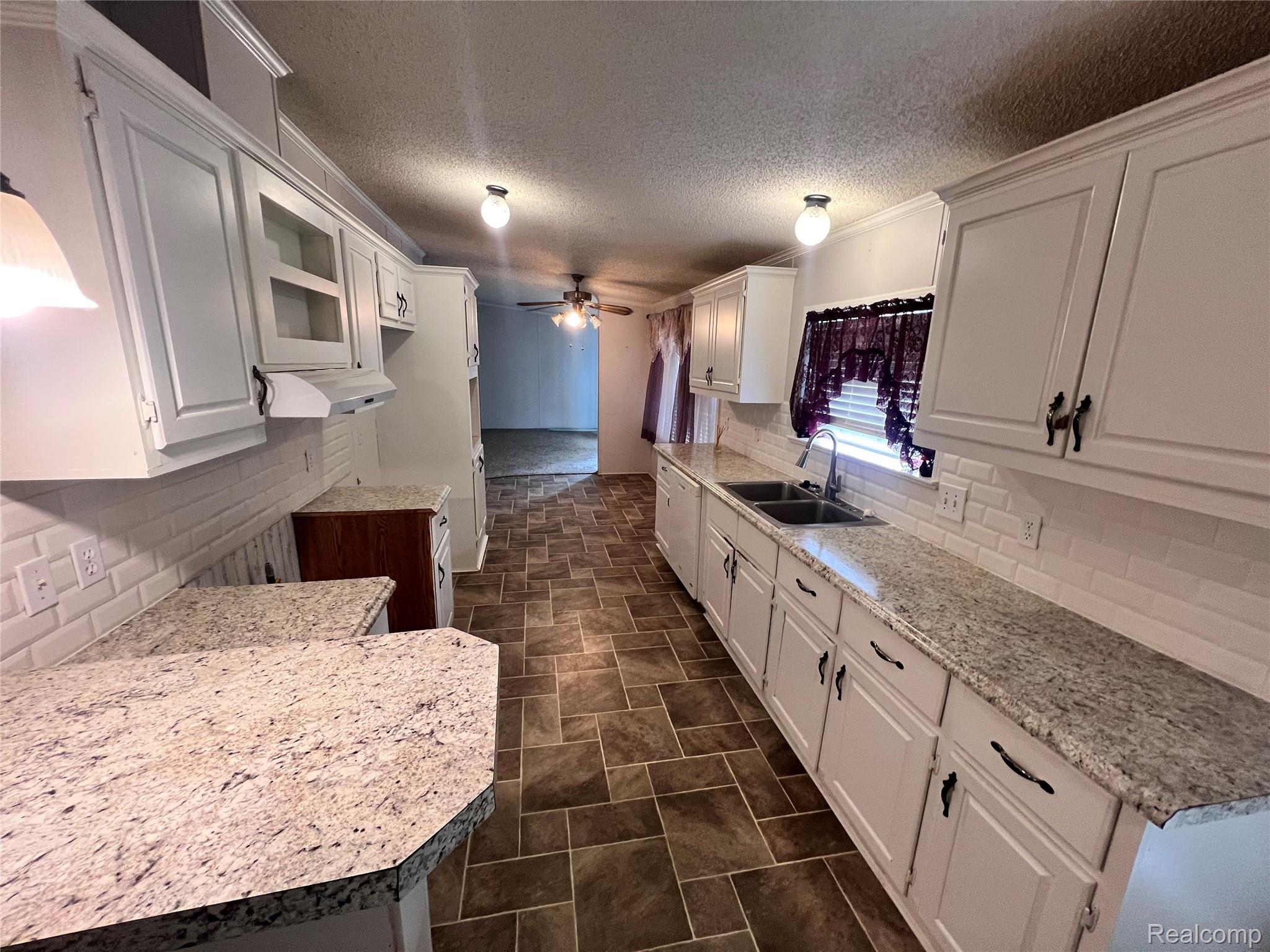 415 Weeping Willow