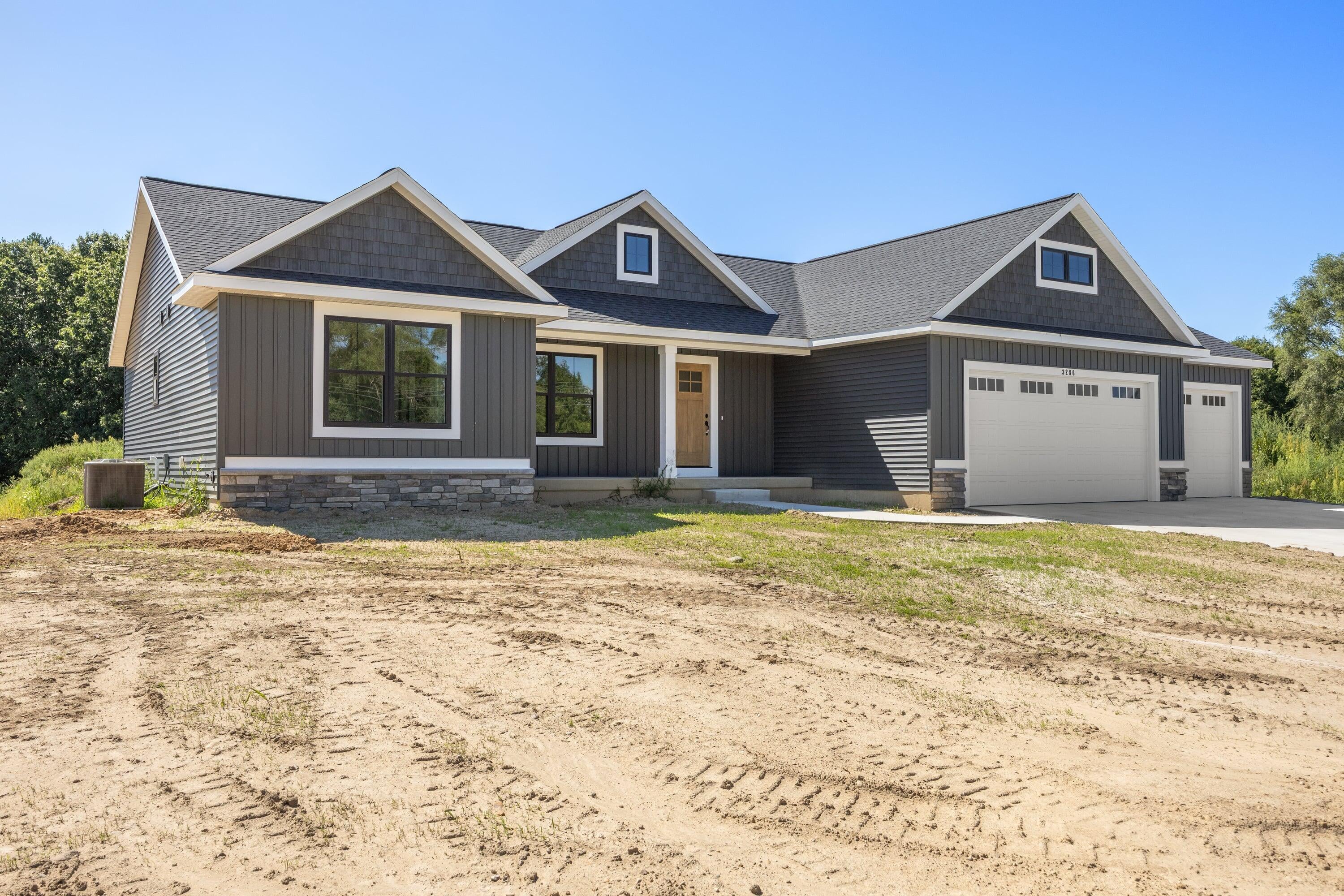 3286 Stonehill Court