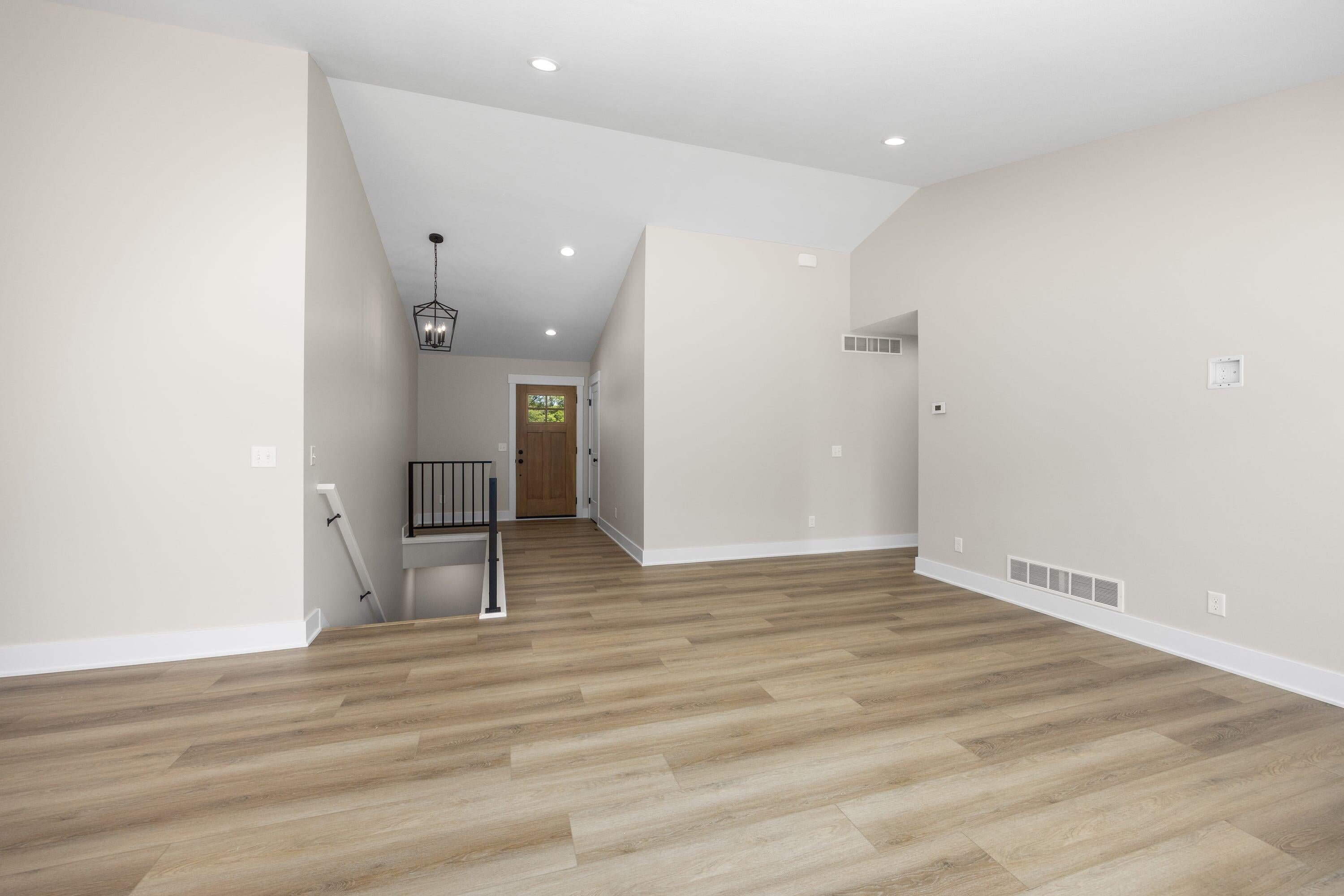 3286 Stonehill Court