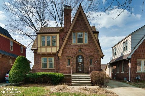 219 Lakewood Street Detroit City MI 48215