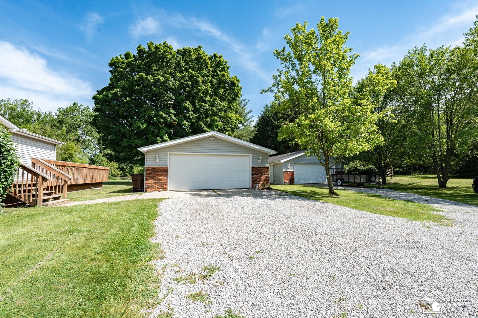 7767 Milan Oakville Road