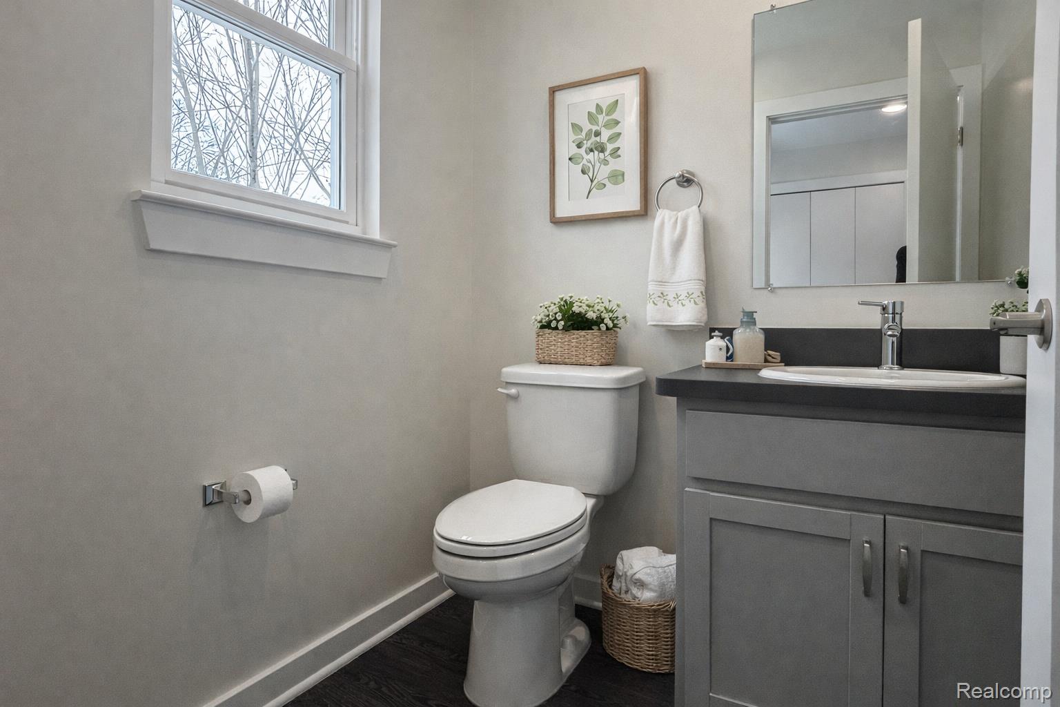 365 N Dorsey Ave Street 31