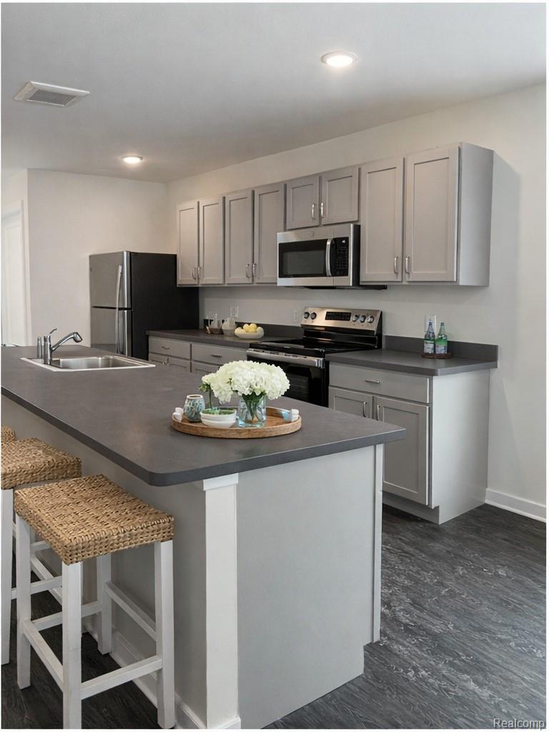 365 N Dorsey Ave Street 31