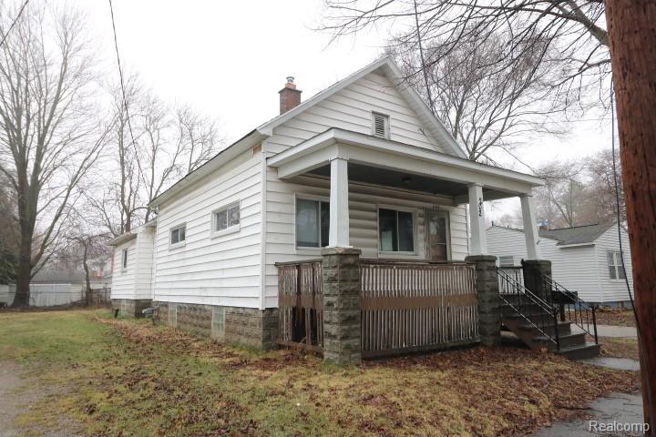 202 Elm Street