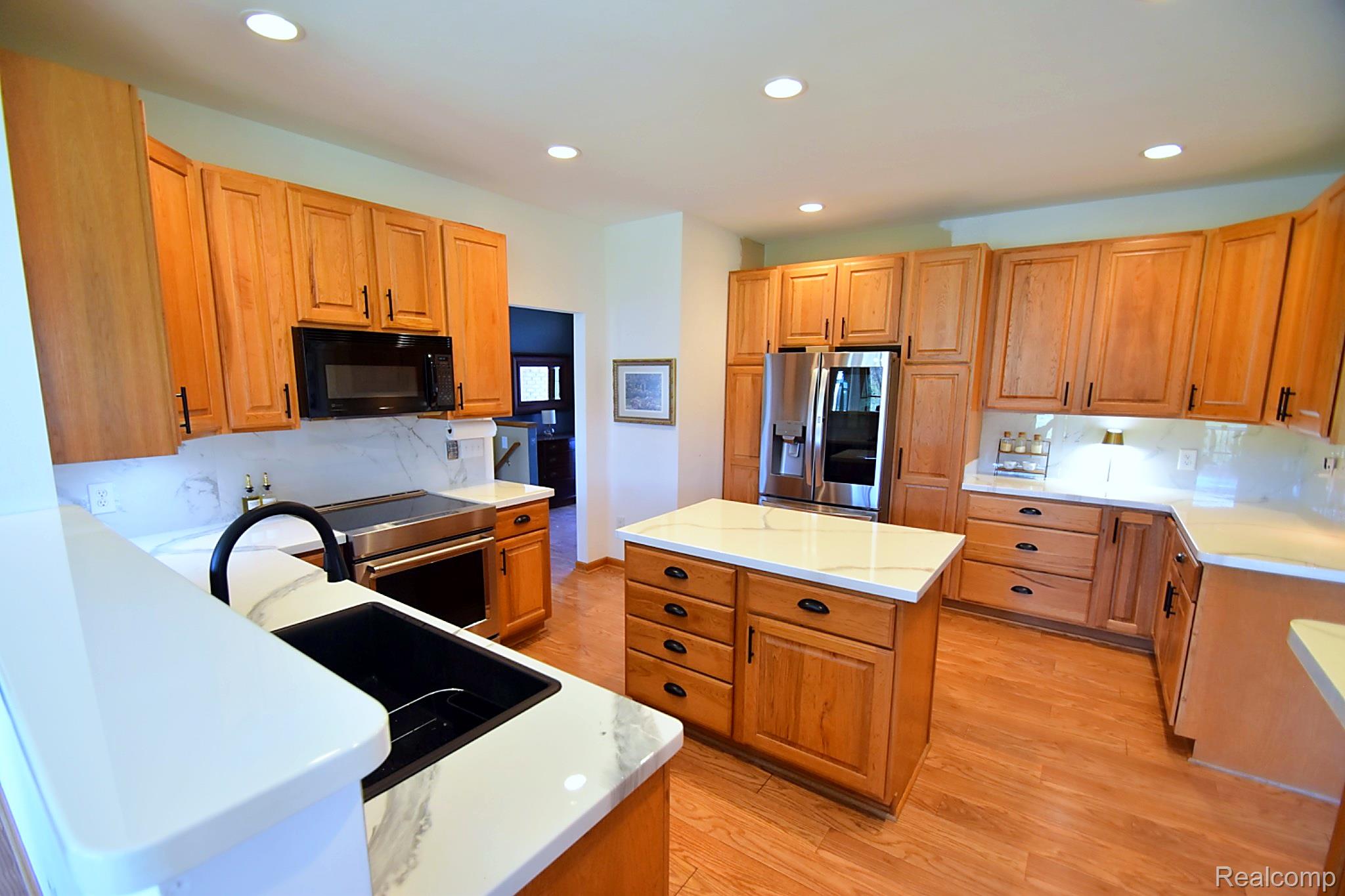 12390 Country Creek Drive