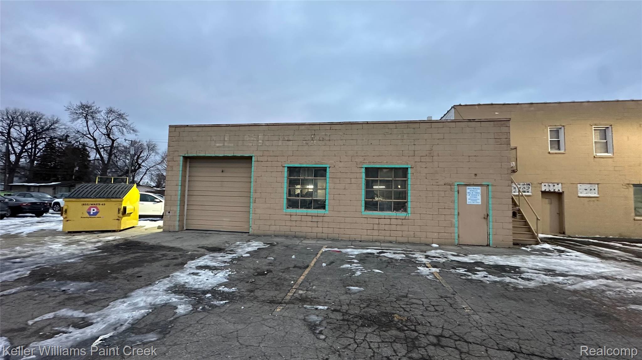 23011 Dequindre Road