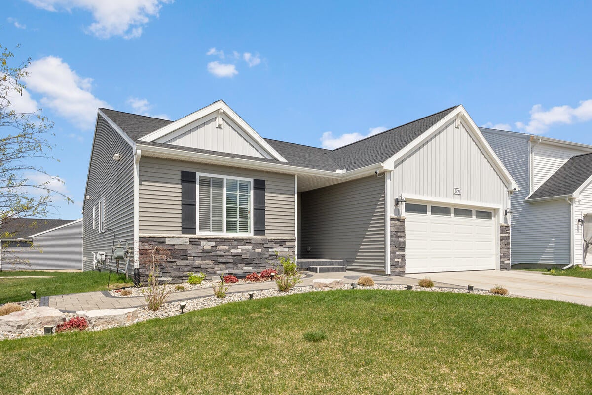 2629 Blooming Bud Lane