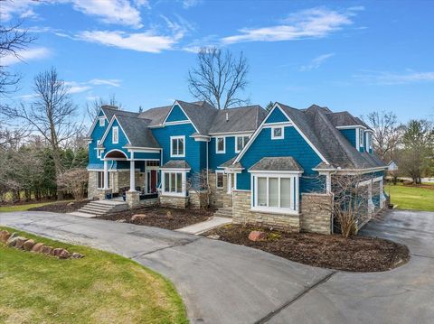 24811 FRANKLIN PARK Drive Franklin Village Oakland MI 48025