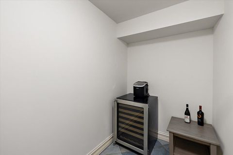 listing image 64